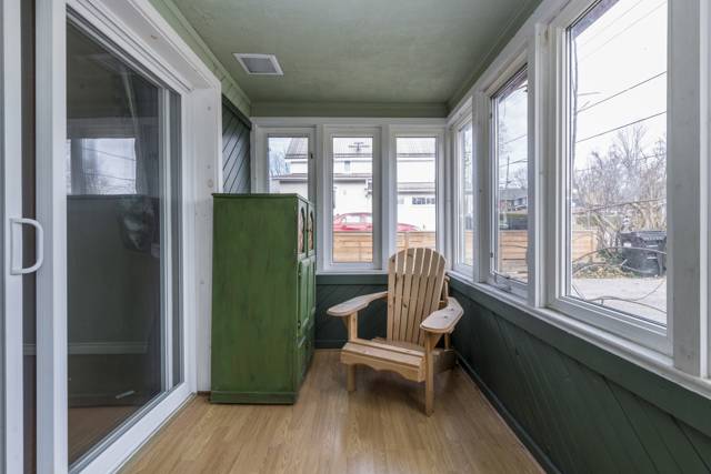 Sunroom: Morning light on three sides